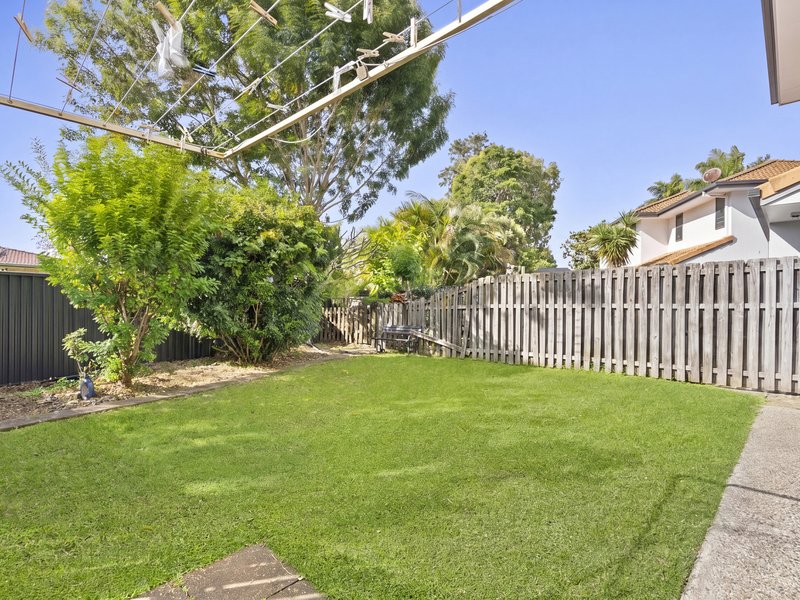 Photo - 2/92 Guineas Creek Road, Currumbin Waters QLD 4223 - Image 4
