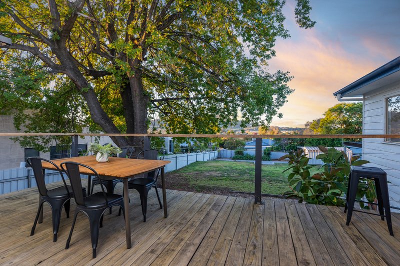 Photo - 292 Highview Crescent, Lavington NSW 2641 - Image 2