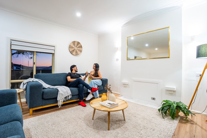 Photo - 292 Highview Crescent, Lavington NSW 2641 - Image 7