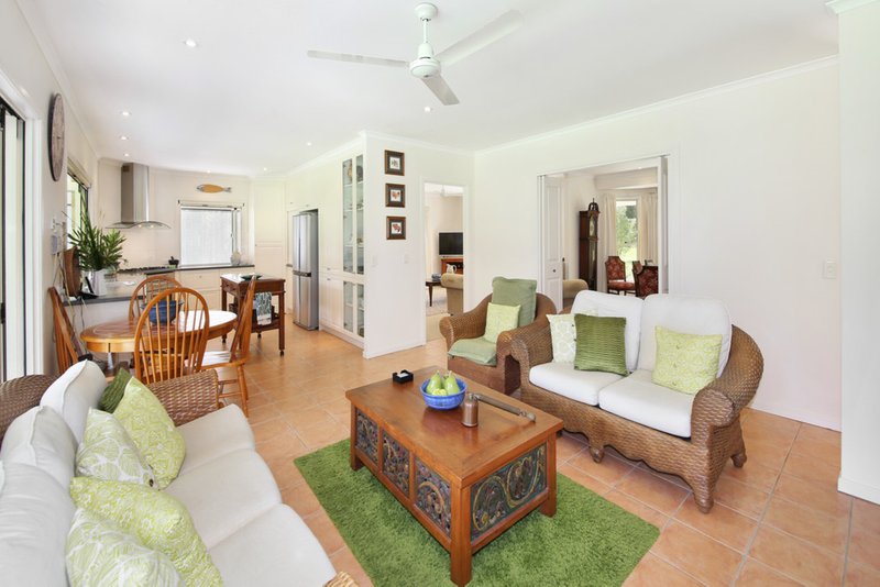 Photo - 292 Louis Bazzo Drive, Pomona QLD 4568 - Image 3