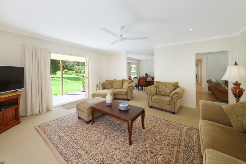 Photo - 292 Louis Bazzo Drive, Pomona QLD 4568 - Image 6