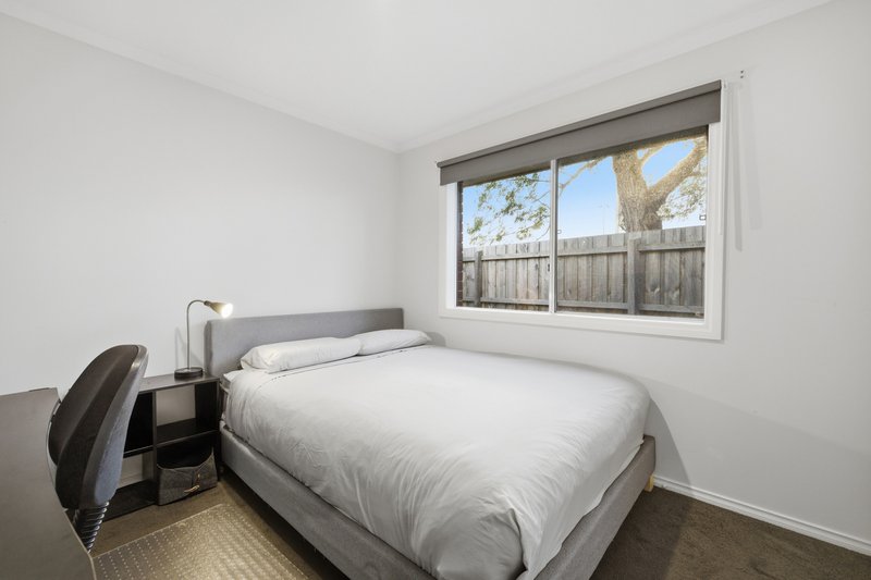 Photo - 2/92 Mountain Gate Drive, Ferntree Gully VIC 3156 - Image 9