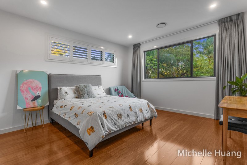 Photo - 292 Stanley Terrace, Taringa QLD 4068 - Image 9