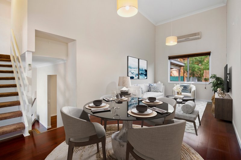 Photo - 29/2 Stuart Avenue, Normanhurst NSW 2076 - Image 2