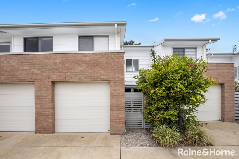 Photo - 2/92 Tanah Street, Mount Coolum QLD 4573 - Image 2