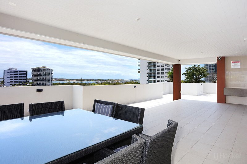 Photo - 29/22-24 Lather Street, Southport QLD 4215 - Image 22