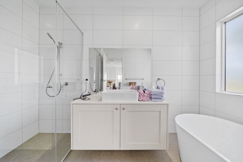 Photo - 29/220-236 Colburn Avenue, Victoria Point QLD 4165 - Image 9