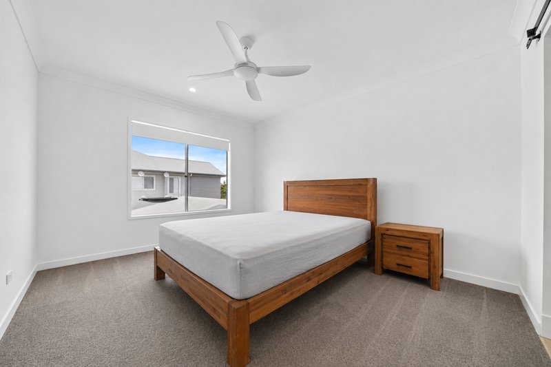 Photo - 29/220-236 Colburn Avenue, Victoria Point QLD 4165 - Image 11