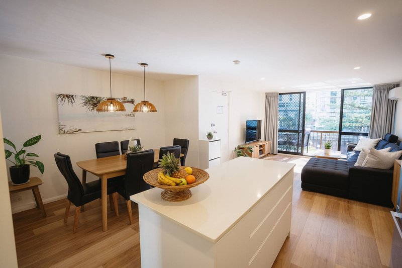 Photo - 29/24 Trickett Street, Surfers Paradise QLD 4217 - Image 3