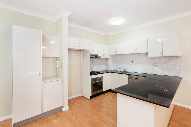 Photo - 29/25-27 Castlereagh Street, Liverpool NSW 2170 - Image 3