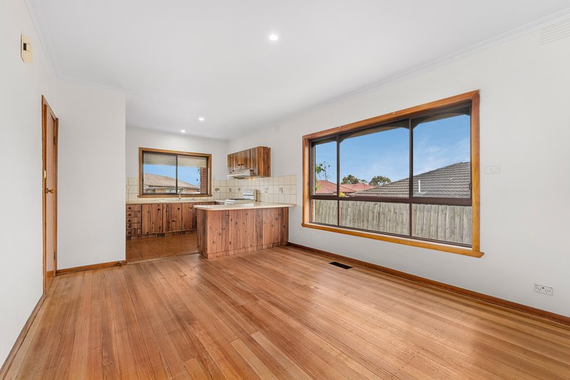 Photo - 293 Childs Road, Mill Park VIC 3082 - Image 4