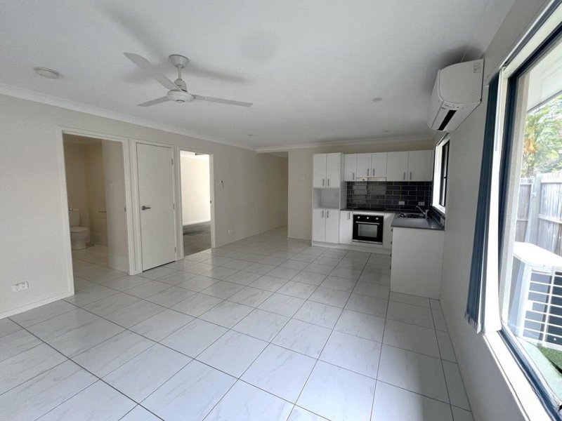 Photo - 2/93 First Avenue, Marsden QLD 4132 - Image 3