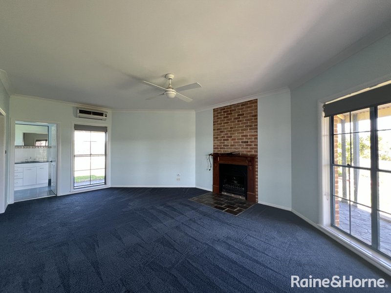 Photo - 293 Icely Road, Orange NSW 2800 - Image 11