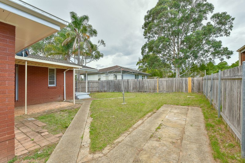 Photo - 293 Riverside Drive, Airds NSW 2560 - Image 2