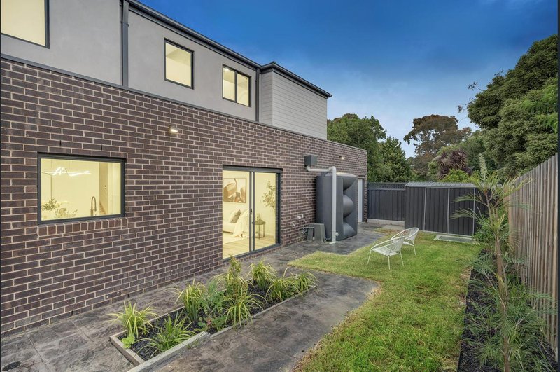 Photo - 2/93 Taylors Lane, Rowville VIC 3178 - Image 12