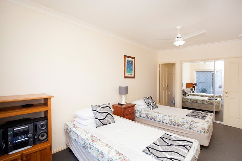 Photo - 29/32 Lewis Street, Old Bar NSW 2430 - Image 9