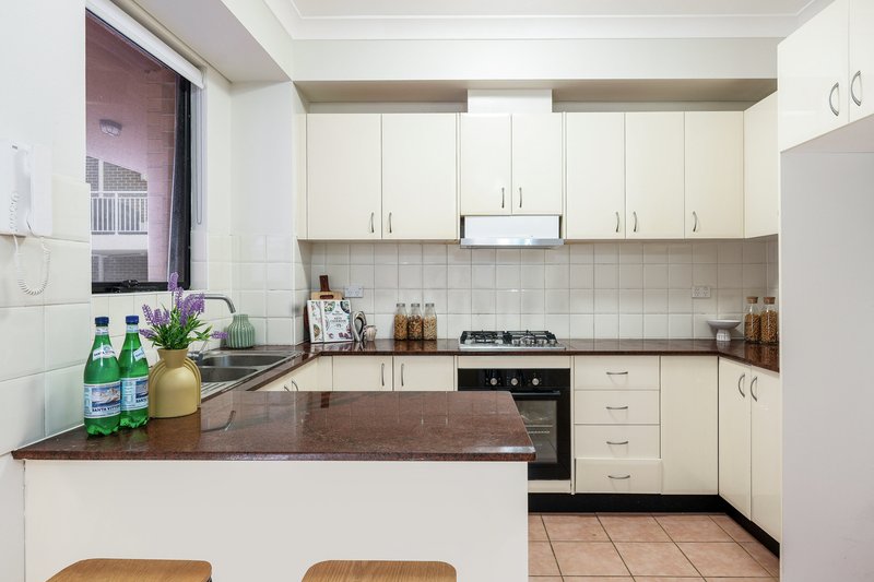 Photo - 29/39 Park Road, Hurstville NSW 2220 - Image 4