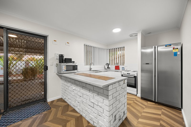 Photo - 2/94-96 Wendouree Road, Wilson WA 6107 - Image 1