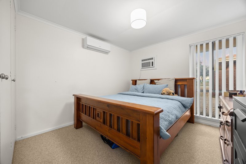 Photo - 2/94-96 Wendouree Road, Wilson WA 6107 - Image 14