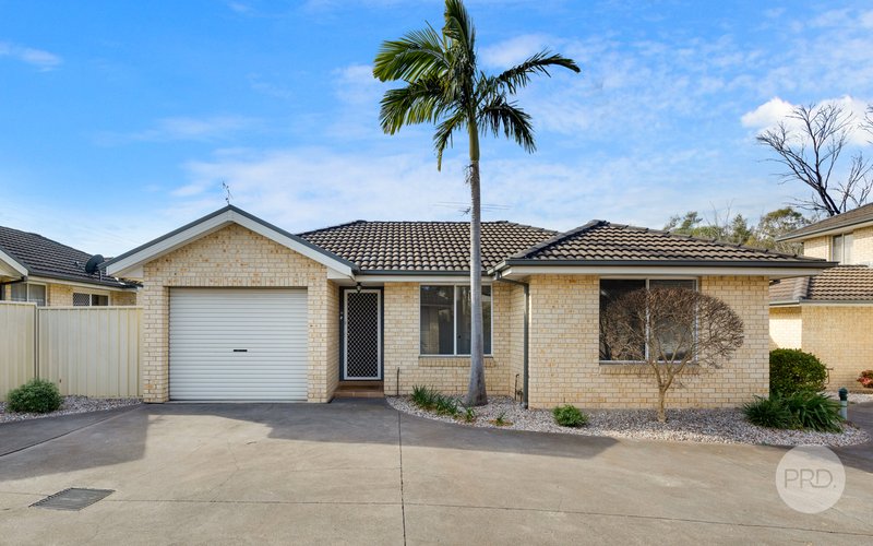 2/94 Adelaide Street, Oxley Park NSW 2760