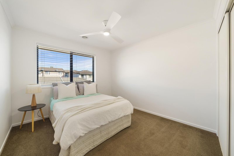 Photo - 294 Anthony Rolfe Avenue, Gungahlin ACT 2912 - Image 15