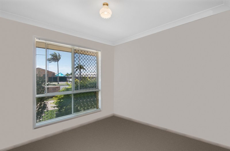 Photo - 2/94 Morris Road, Rothwell QLD 4022 - Image 8