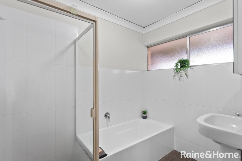 Photo - 294 O'Sullivan Beach Road, Morphett Vale SA 5162 - Image 9