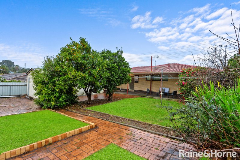 Photo - 294 O'Sullivan Beach Road, Morphett Vale SA 5162 - Image 11