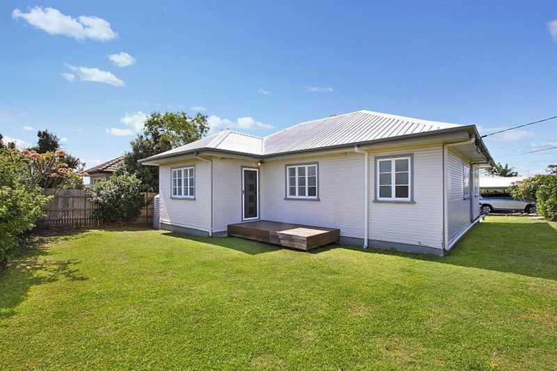 Photo - 294 Stanley Road, Carina QLD 4152 - Image 2