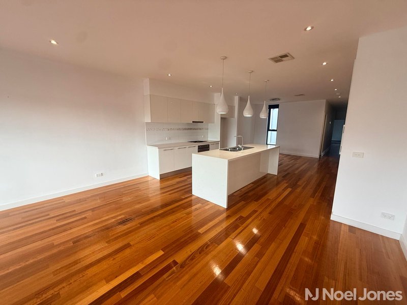 Photo - 294A Whitehorse Road, Balwyn VIC 3103 - Image 9