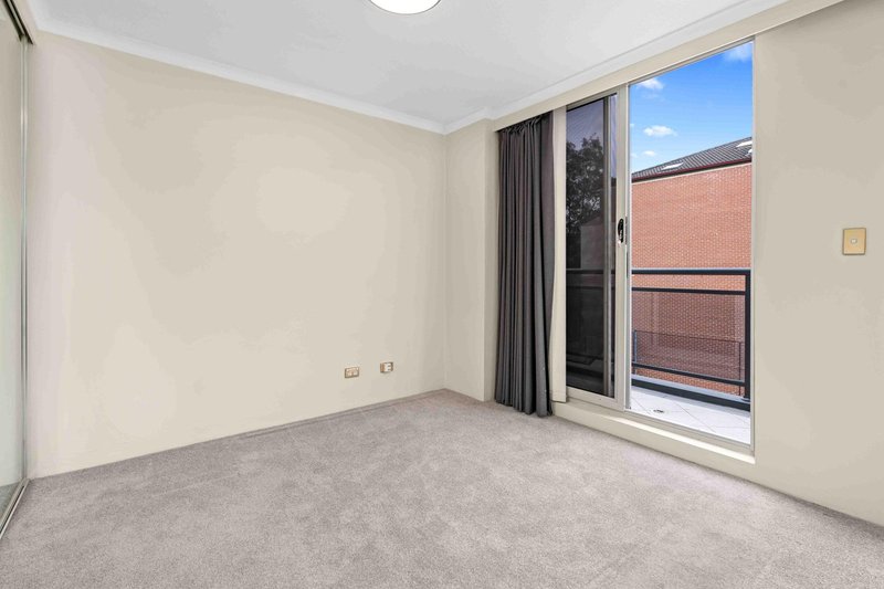 Photo - 29/5-7 Beresford Road, Strathfield NSW 2135 - Image 11