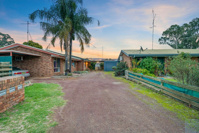 Photo - 2/95-97 Deniliquin Street, Tocumwal NSW 2714 - Image 9