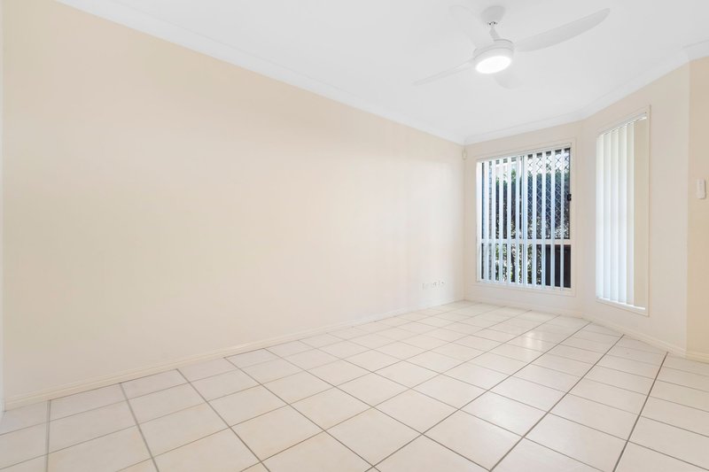 Photo - 2/95-97 River Hills Road, Eagleby QLD 4207 - Image 5