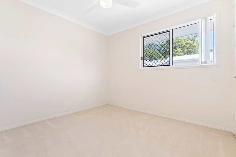 Photo - 2/95-97 River Hills Road, Eagleby QLD 4207 - Image 11