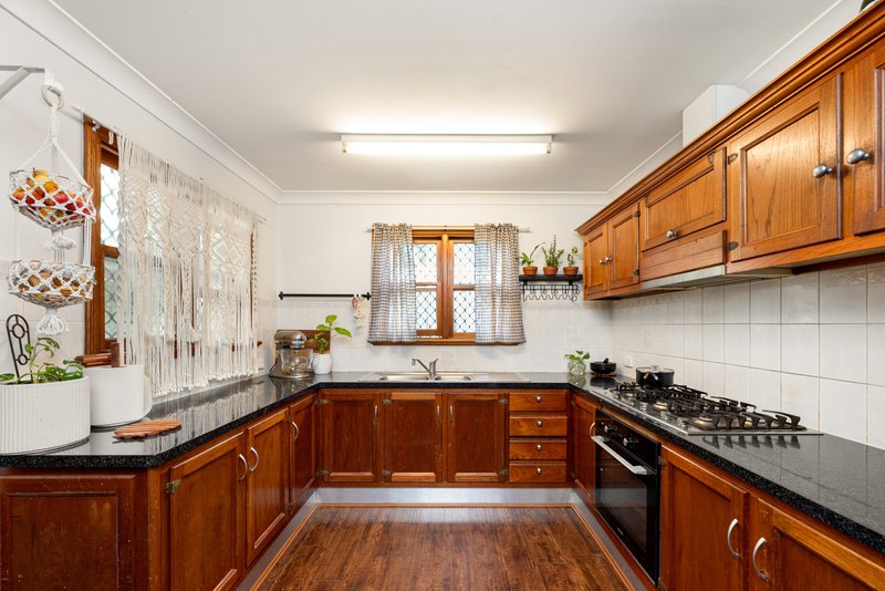 Photo - 2/95 Baringa Street, Morningside QLD 4170 - Image 9