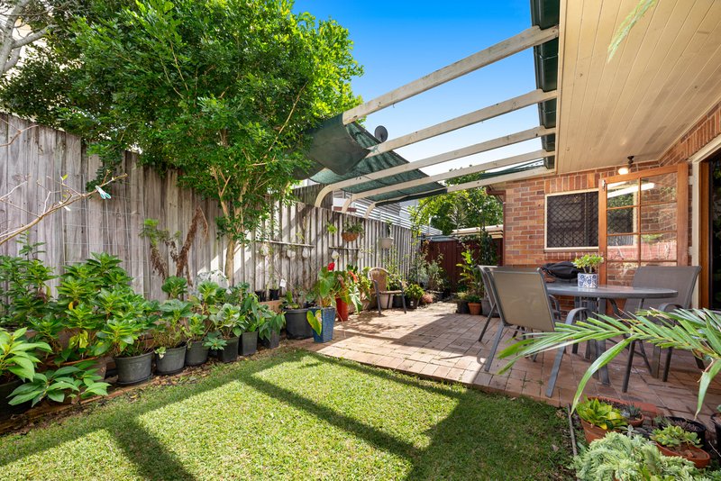 Photo - 2/95 Baringa Street, Morningside QLD 4170 - Image 13