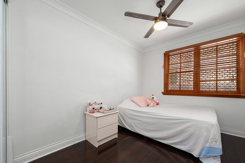 Photo - 2/95 Baringa Street, Morningside QLD 4170 - Image 16