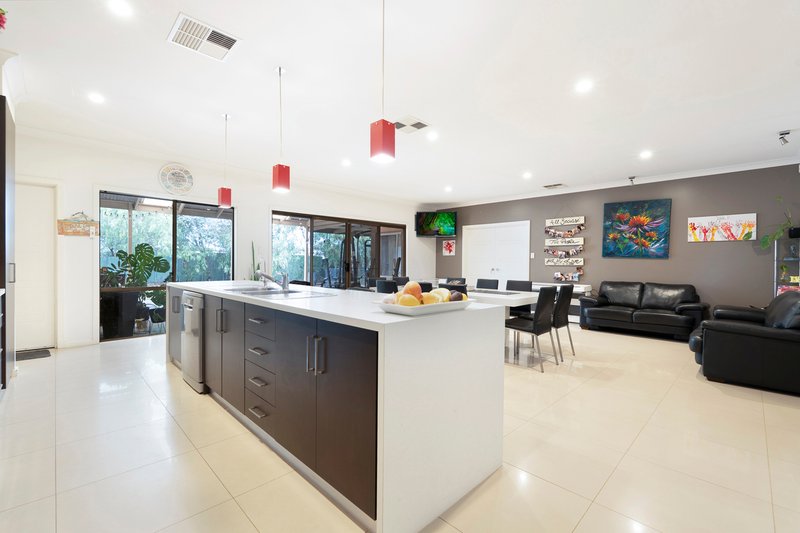 Photo - 295 Dalkeith Road, Munno Para Downs SA 5115 - Image 6