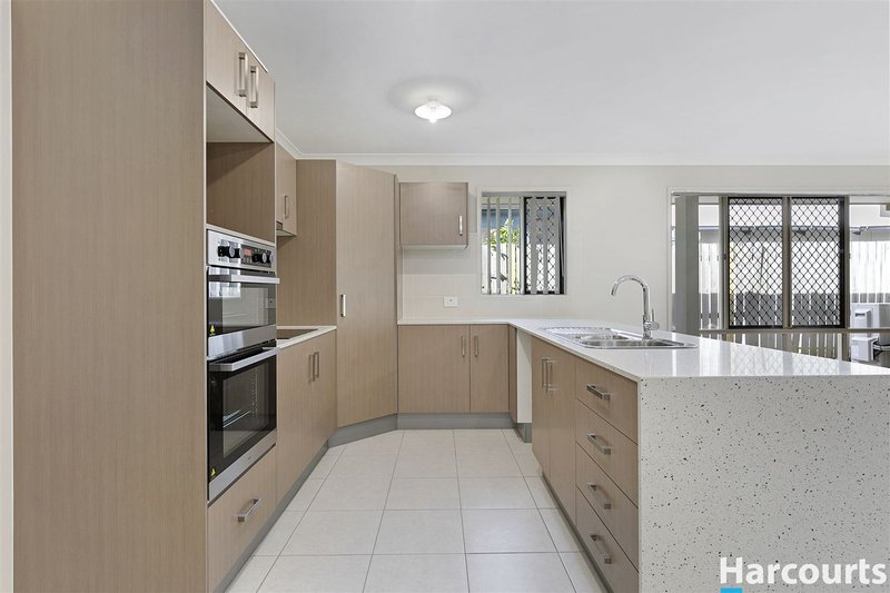 Photo - 295 Stanley Road, Carina QLD 4152 - Image 2