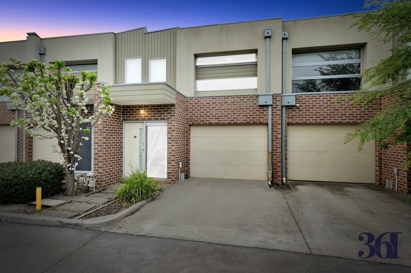 Photo - 29/5 Thomas Carr Drive, Tarneit VIC 3029 - Image 2