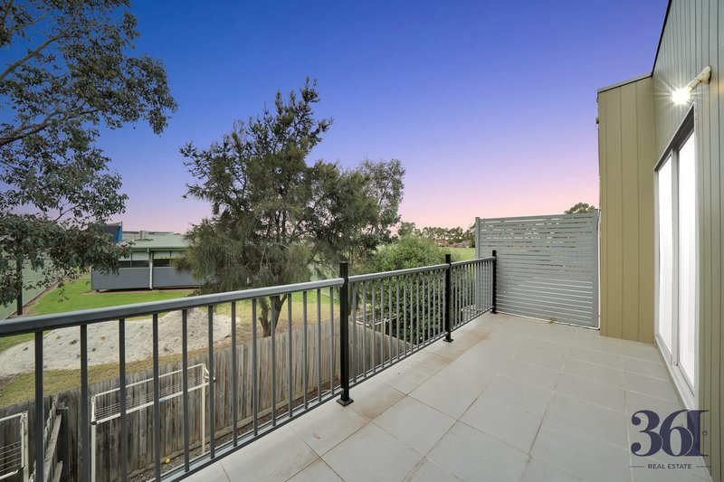 Photo - 29/5 Thomas Carr Drive, Tarneit VIC 3029 - Image 16