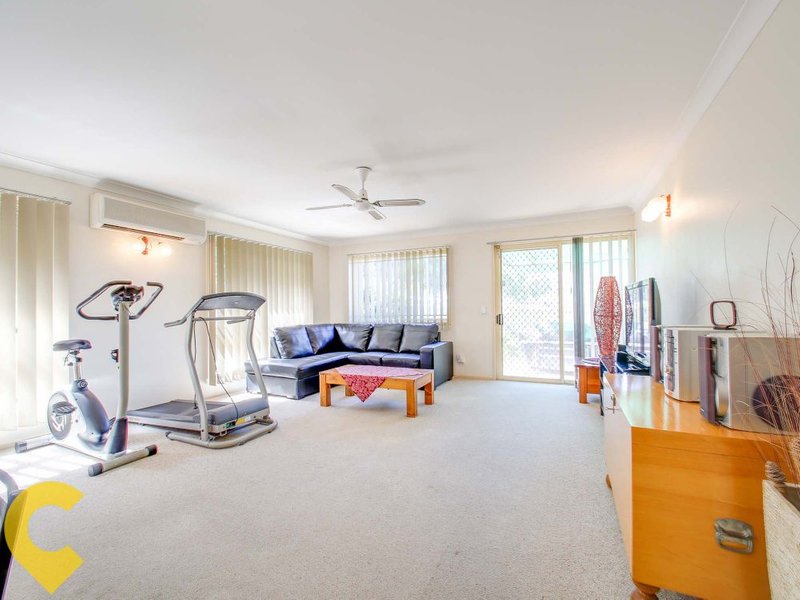 Photo - 2/95 Wallace Street, Chermside QLD 4032 - Image 4