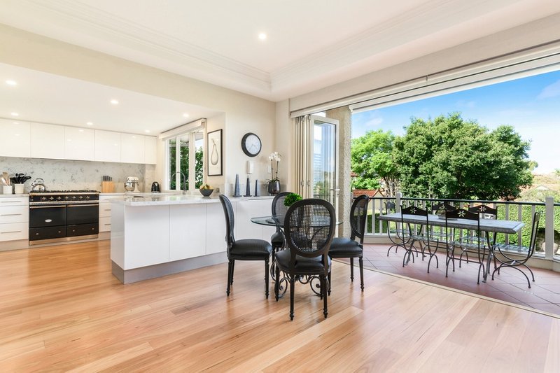 Photo - 2/95 Wycombe Road, Neutral Bay NSW 2089 - Image 3