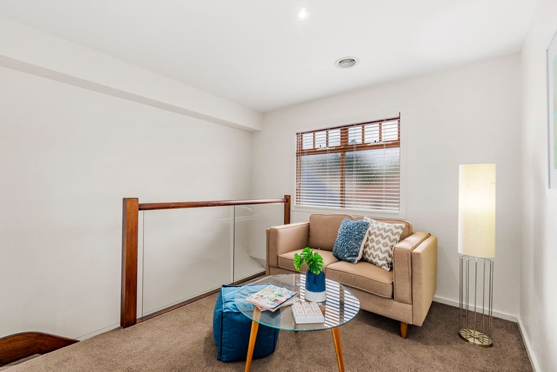 Photo - 2/950 Canterbury Road, Box Hill South VIC 3128 - Image 5