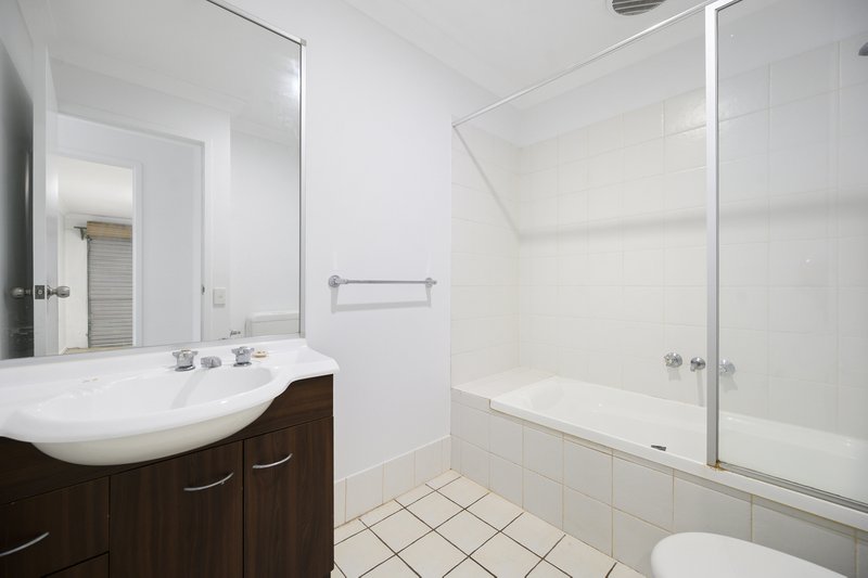 Photo - 29/590 Pine Ridge Road, Coombabah QLD 4216 - Image 10