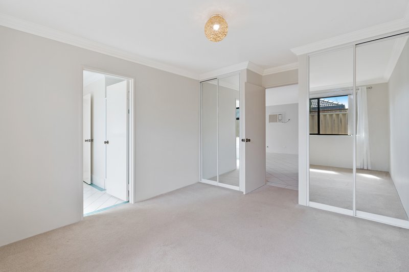 Photo - 2/96 Alexander Drive, Dianella WA 6059 - Image 10