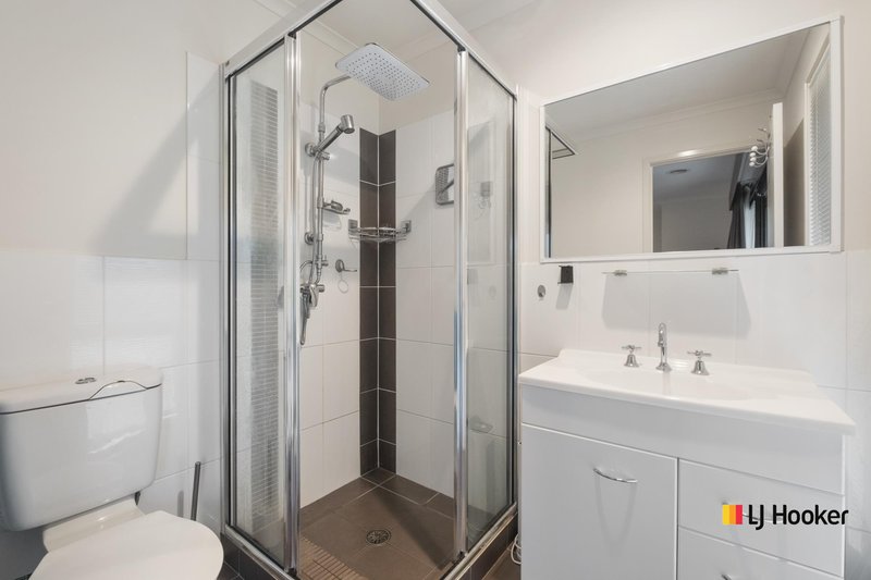 Photo - 296 Anthony Rolfe Avenue, Gungahlin ACT 2912 - Image 9