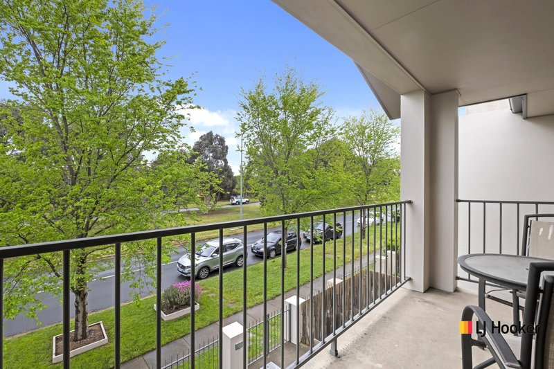 Photo - 296 Anthony Rolfe Avenue, Gungahlin ACT 2912 - Image 13