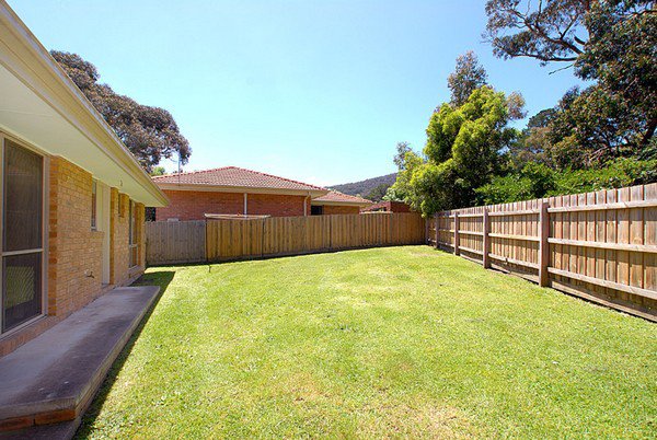 Photo - 2/96 Forest Road, Ferntree Gully VIC 3156 - Image 7