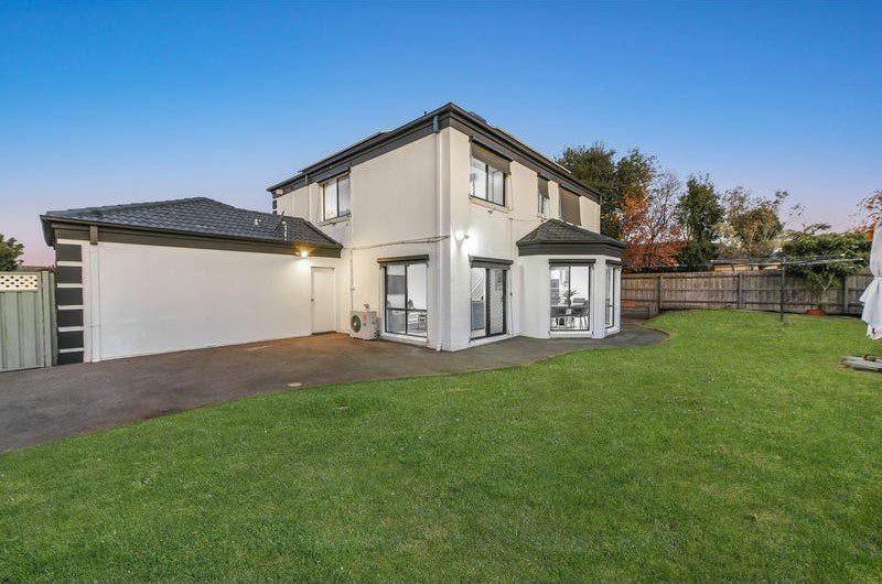 Photo - 296 Ormond Road, Narre Warren South VIC 3805 - Image 19